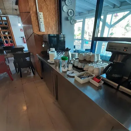 涅柔斯酒店 Paphos